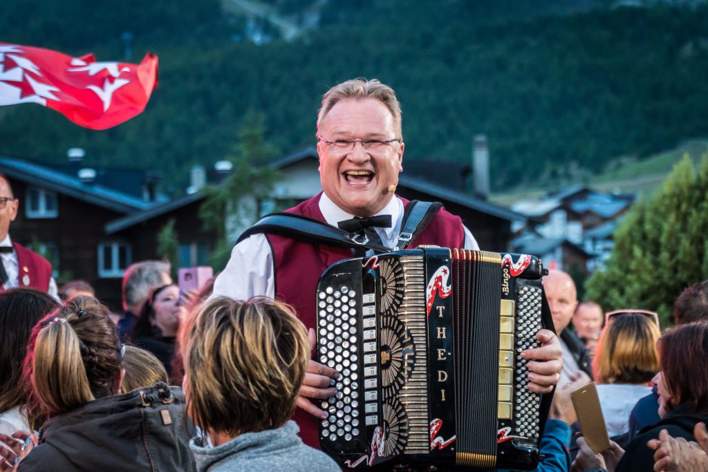 Z'Hansrüedi live am Donnschtig-Jass